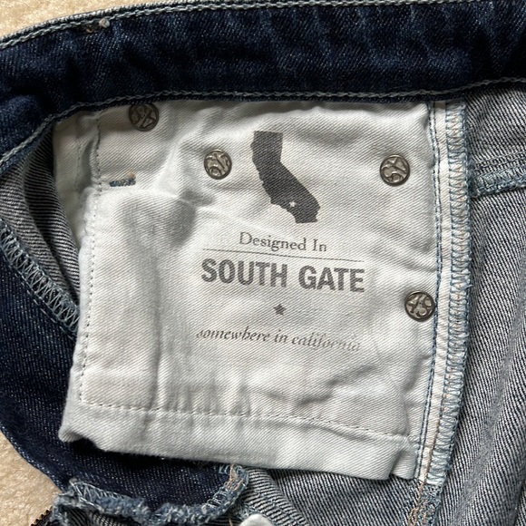 AG The Stilt Crop Jean - Picture 4 of 7